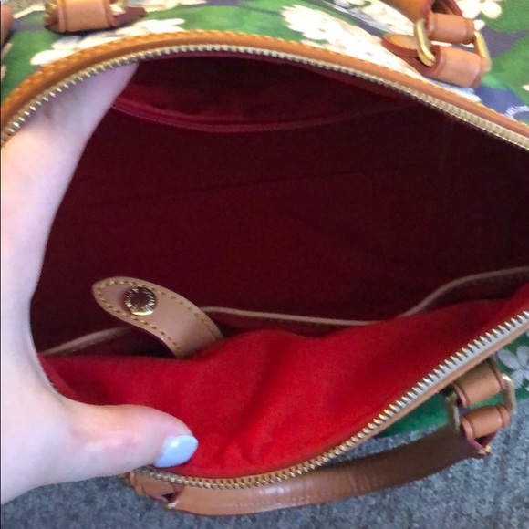 Beautiful Dooney & Bourke purse - Picture 6 of 9